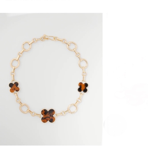 Ann Taylor tortoise shell print clover statement necklace - Picture 3 of 13